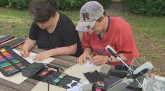 Autisté potřebují elektrokola na letní tábory, pomáhá i benefice