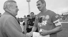 Hráč, který odehrál 280 zápasů bez pauzy. Zbrojovka oplakává smrt legendy