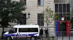 Útok na stanici v Paříži! Čtyři policisté zemřeli, pachatel byl zastřelen