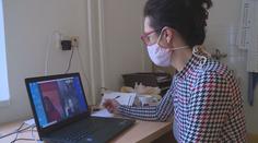 Část škol v Česku se uzavřela. Jinde omezili tělocvik nebo zpěv