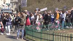 Rusové v Praze protestují proti válce na Ukrajině