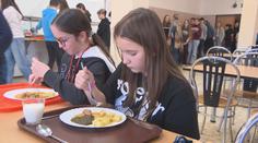 Jídelna vaří zdravě a bez polotovarů. Spokojené jsou děti i peněženky rodičů