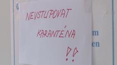 Nemocnice v Pardubickém kraji opět zavírají dveře. Návštěvníci do nich nemohou