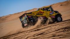 Macík dojel na Rallye Dakar třetí. Letěli jsme kudlu, hlásí jezdec kamionu