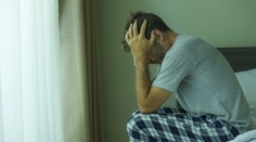 Přibývá lidí s depresemi. Pojišťovny ale psychické problémy nechtějí pojišťovat