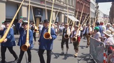 Ve Švýcarsku uspořádali festival v jódlování. Přilákal téměř 200 tisíc návštěvníků