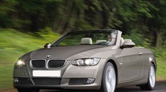 Majitel si sám vypátral luxusní auto. Policistům ho ukradli znovu