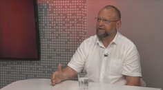 Zásadní otočka: Babiš vítal migranty a z NATO chtěl mít útočnou alianci, říká Bartošek