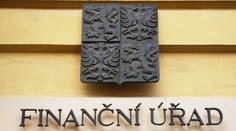 KOMPLETNÍ SEZNAM: Resort zruší desítky finančáků. Nahradí je výjezdy a linky