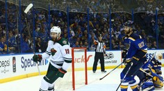 Pastrňák s Krejčím krok od vyřazení! Hanzal dal gól St. Louis