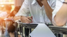 Tragédie ve škole. Dívka (†10) po pádu ve třídě zemřela doma ve spánku