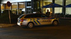 Mladík spadl z okna ve čtvrtém patře hotelu, byl na místě mrtvý