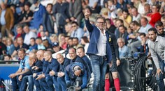 Nepříjemná pozice! Trenér si může polepšit, když schválně prohraje