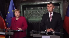 Merkelová popřála k výročí. "Na migraci máme stejný názor," řekla