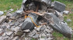 Případ zničené sochy odložili. Policii v Teplicích se nepodařilo vandala vypátrat