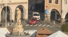 Budějovice o adventu zavřou autům náměstí. Zaveďte to trvale, žádá opozice