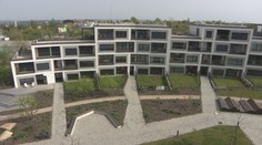 Ceny bytů neustále rostou, přesto je jich málo. Výstavbu brzdí byrokracie