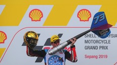 Titul slaví i mladší Márquez, Čechům se v Malajsii nedařilo