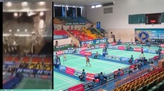 ŠÍLENÉ DRAMA na badmintonu! Při turnaji se zřítil strop!