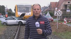 Děsivá nehoda: Vlak na přejezdu smetl osobní auto