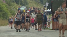 Praděd v obležení! Jeseníky zaplavily desetitisíce turistů