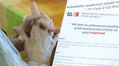 Psycholožka radí ohledně lhaní seniorům v době korony. Může se to? ANKETA