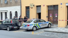 Spor v pražském baru se vyhrotil. Pobodaný muž zraněním podlehl