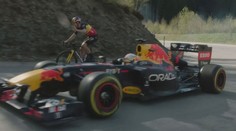 Kolo proti formuli. Verstappen si zazávodil s belgickým cyklistou