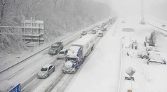 Kalamita u Washingtonu, stovky aut uvázly na 24 hodin na dálnici