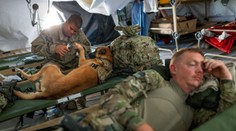 Český voják letěl se Sobotkou do USA, potřebuje operaci
