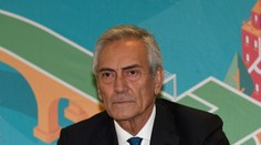 Konec nepodepíšu, byl by to pohřeb italského fotbalu, říká nejvyšší šéf!