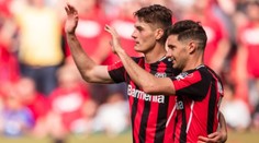 Schick na závěr sezony pomohl asistencí, Daridova Hertha jde do baráže