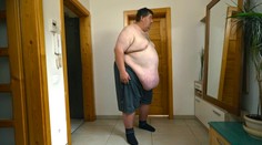 Lukáš váží 228 kilogramů. Nebojuje jen o partnerku, ale i holý život