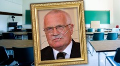 Na Zlínsku "odstřelili" Klause, portréty prezidenta mizí ze školy i radnice