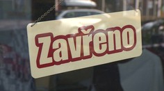 Lockdown může zhatit vracení vánočních dárků. Takhle to teď funguje!