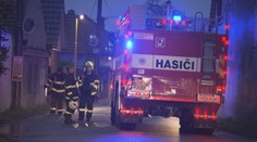 Požár domu na Karlovarsku si vyžádal lidský život. Příčinu hasiči zatím neznají