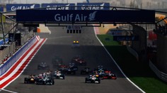 F1 ON-LINE: Velkou cenu Bahrajnu vyhrál Vettel, sekundovali mu jezdci Lotusu