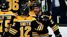 Boston urval výhru až v prodloužení, Carolina přejela Nashville