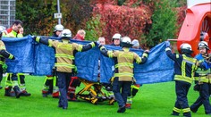 Útok na političku v Německu. Pobodaná starostka se v kritickém stavu doplazila domů