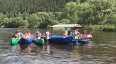 Plovoucí bary pod kontrolou! Inspektoři se převlékli za vodáky