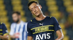 Turecký velkoklub se soudí s webem Transfermarkt, nelíbí se mu cena Özila