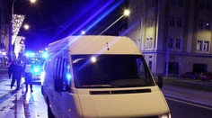 Muž v Plzni vběhl pod kola auta. Stejná nehoda byla i v Opavě