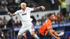Nešika Icardi. Finta při penaltě nevyšla, Argentinci se směje celý internet