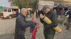 Bubnování pro Bubny. Lidé si připomněli 82 let od prvního transportu se Židy