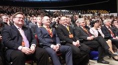 ČSSD věří Sobotkovi. Stal se znovu šéfem strany