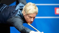První den turnaje šampionů ovládl obhájce titulu Neil Robertson