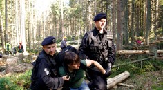 Policie nás ponížila, tvrdí aktivisté. Ústavní soud se jich zastal!