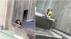 Dva studenti se oddávali sexu ve škole! Spolužáci je povzbuzovali