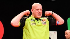 Van Gerwen slaví další triumf! Ve finále rozdrtil slavného krajana