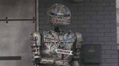 Obsluha na elektřinu. Kulinářský zážitek v první robotické restauraci